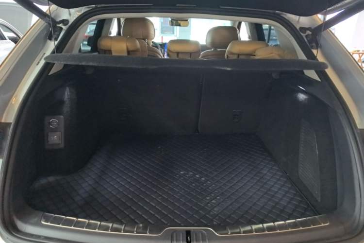 Used Hima AITO M5 2022 Range-Extended Rear-Drive Standard Version Trunk
