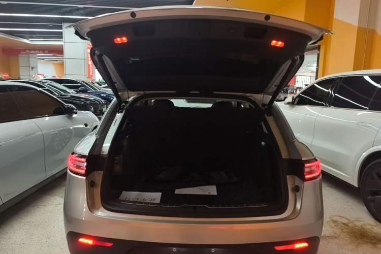 Used Hima AITO M5 2022 Extended-Range Four-Wheel Drive Performance Version Trunk