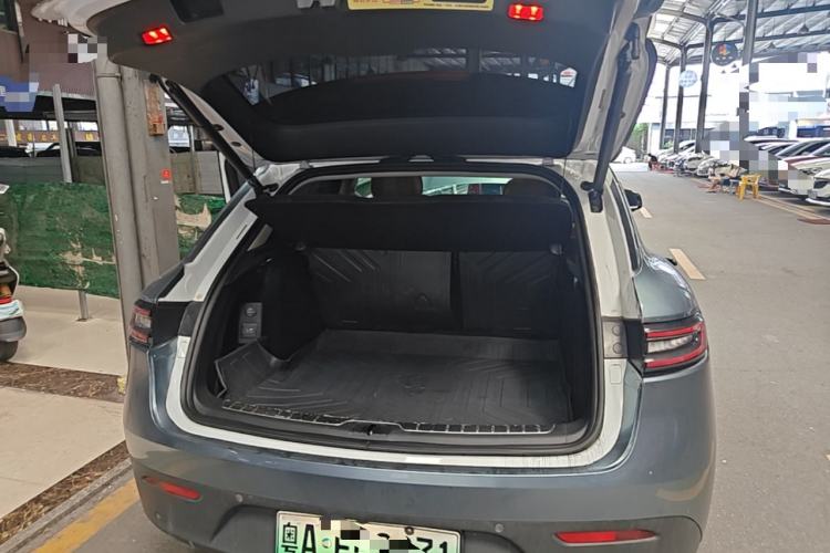 Used Hima AITO M5 2022 Range-Extended Rear-Drive Standard Version Trunk