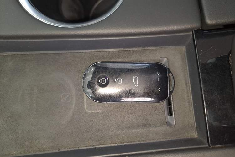 Used Hima AITO M5 2022 Extended-Range Four-Wheel Drive Performance Version Vehicle Key