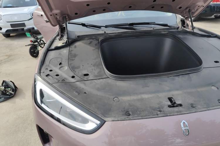 Used Hima AITO M5 2022 Pure Electric All-Wheel-Drive Performance Edition Engine Bay Right