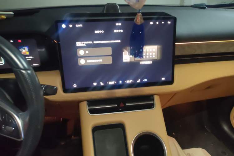Used Hima AITO M5 2022 Extended-Range Four-Wheel Drive Performance Version Audio And AC Panel