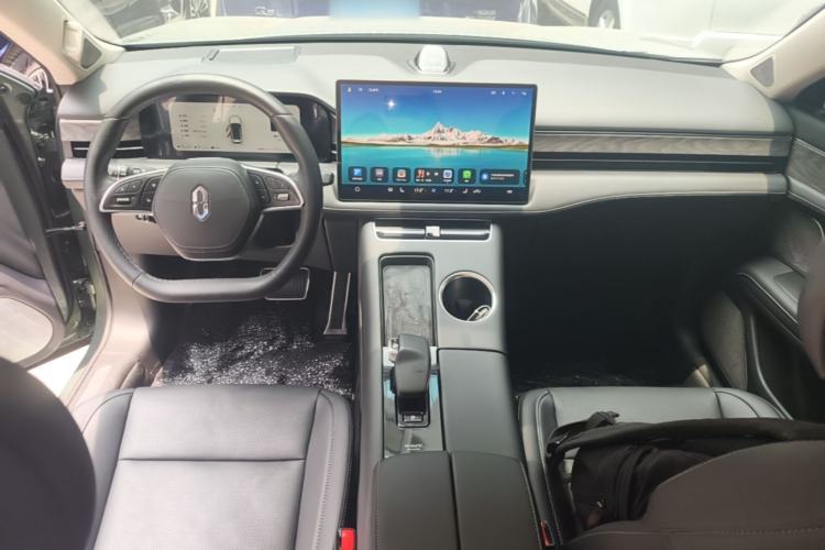 Used Hima AITO M5 2022 Extended-Range Four-Wheel Drive Performance Version Center Console
