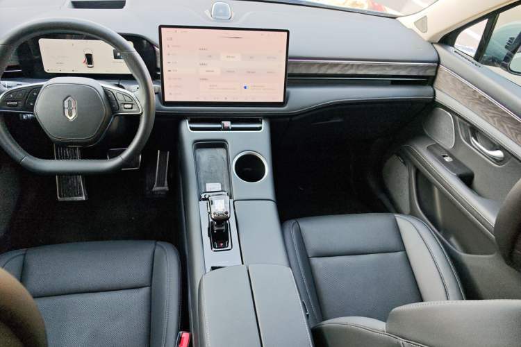 Used Hima AITO M5 2022 Extended-Range Four-Wheel Drive Flagship Edition Center Console