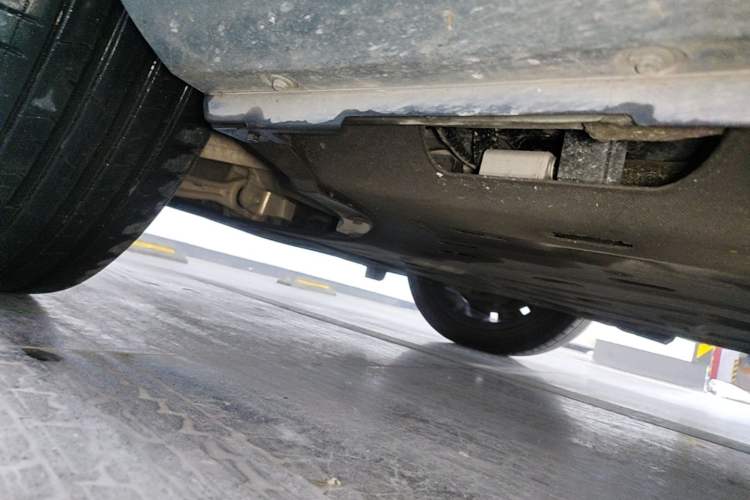 Used Hima AITO M5 2022 Extended-Range Four-Wheel Drive Ultimate Edition Chassis Front Left