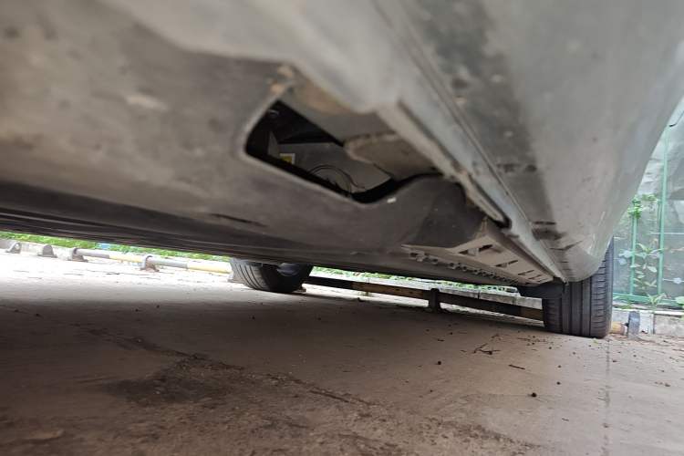 Used Hima AITO M5 2022 Extended-Range Four-Wheel Drive Performance Version Chassis Front Left