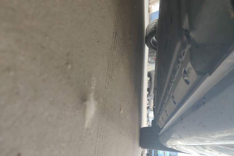 Used Hima AITO M5 2022 Range-Extended Rear-Drive Standard Version Chassis Front Left