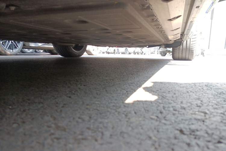Used Hima AITO M5 2022 Extended-Range Four-Wheel Drive Ultimate Edition Chassis Front Left