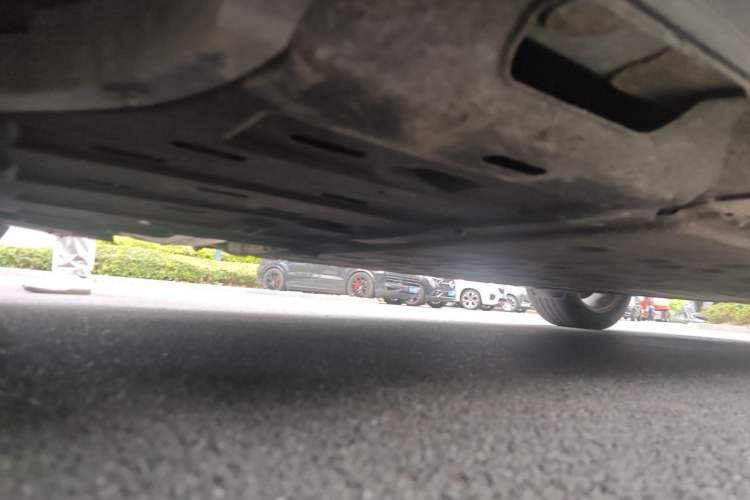 Used Hima AITO M5 2022 Range-Extended Rear-Drive Standard Version Chassis Front Left