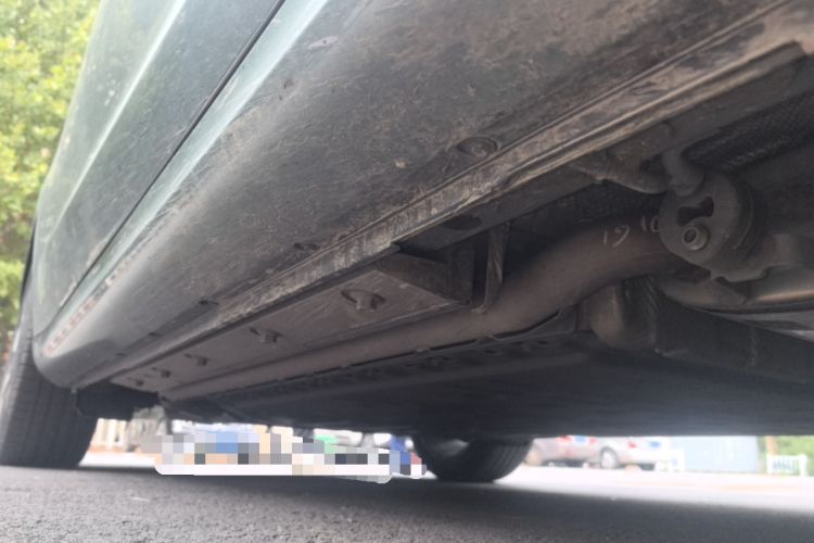 Used Hima AITO M5 2022 Extended-Range Four-Wheel Drive Ultimate Edition Chassis Front Right