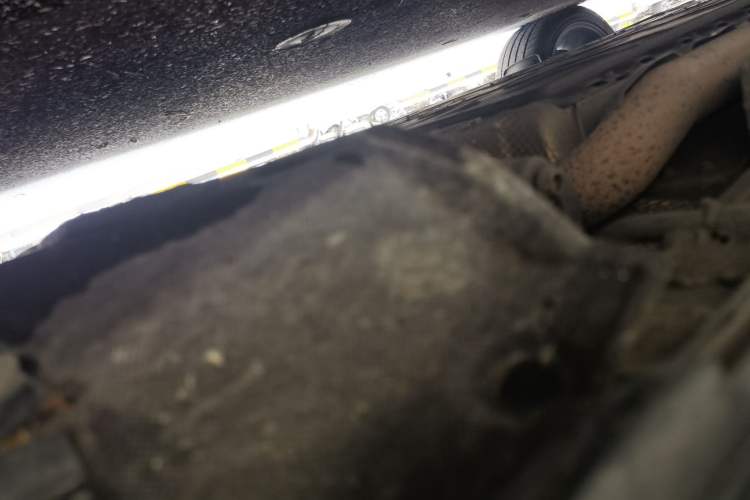 Used Hima AITO M5 2022 Extended-Range Four-Wheel Drive Flagship Edition Chassis Front Right