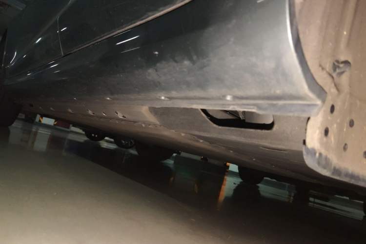 Used Hima AITO M5 2022 Extended-Range Four-Wheel Drive Ultimate Edition Chassis Rear Left