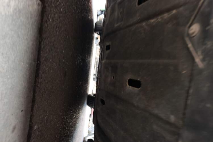Used Hima AITO M5 2022 Extended-Range Four-Wheel Drive Performance Version Chassis Rear