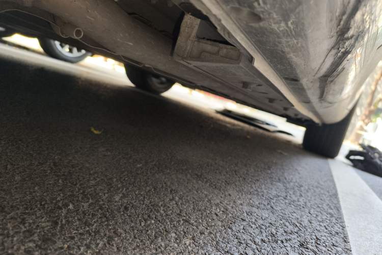 Used Hima AITO M5 2022 Extended-Range Four-Wheel Drive Performance Version Chassis Rear Right