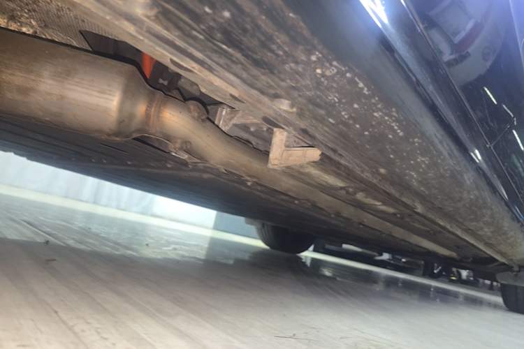 Used Hima AITO M5 2022 Range-Extended Rear-Drive Standard Version Chassis Rear Right