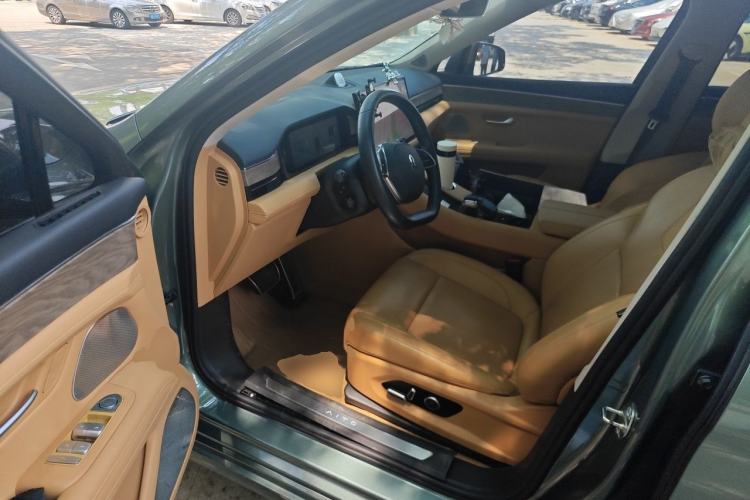 Used Hima AITO M5 2022 Range-Extended Rear-Drive Standard Version Driver Seat