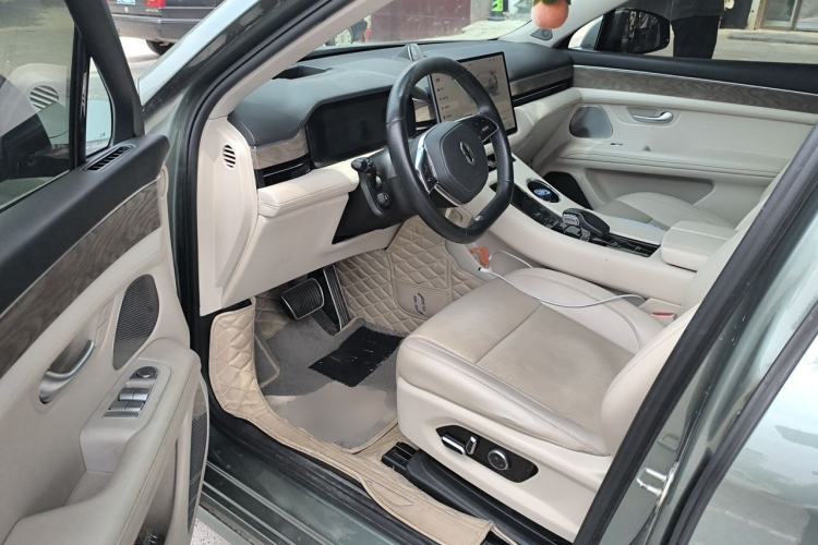 Used Hima AITO M5 2022 Extended-Range Four-Wheel Drive Ultimate Edition Driver Seat