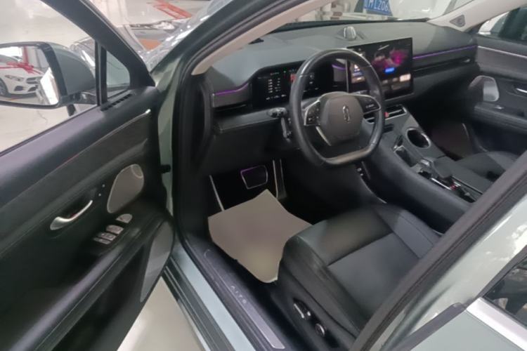 Used Hima AITO M5 2022 Extended-Range Four-Wheel Drive Ultimate Edition Driver Seat