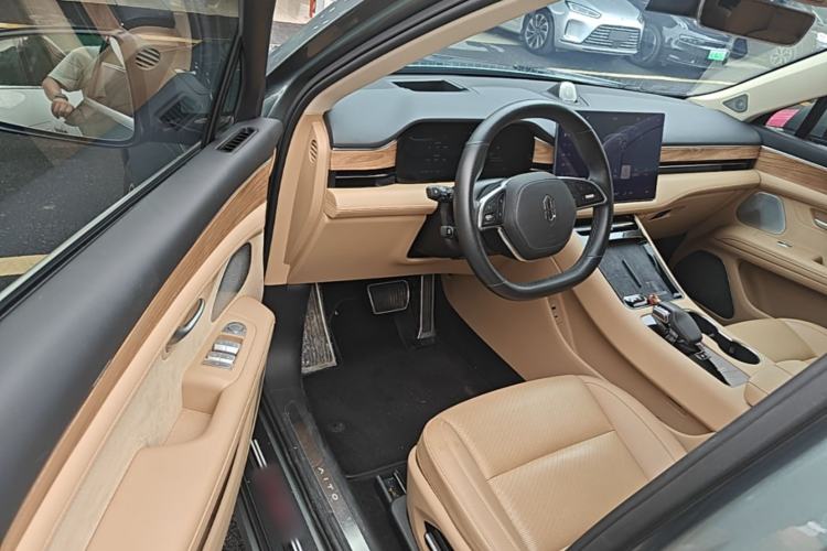 Used Hima AITO M5 2022 Pure Electric Rear-Drive Standard Edition Driver Seat