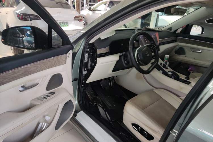 Used Hima AITO M5 2022 Extended-Range Four-Wheel Drive Performance Version Driver Seat