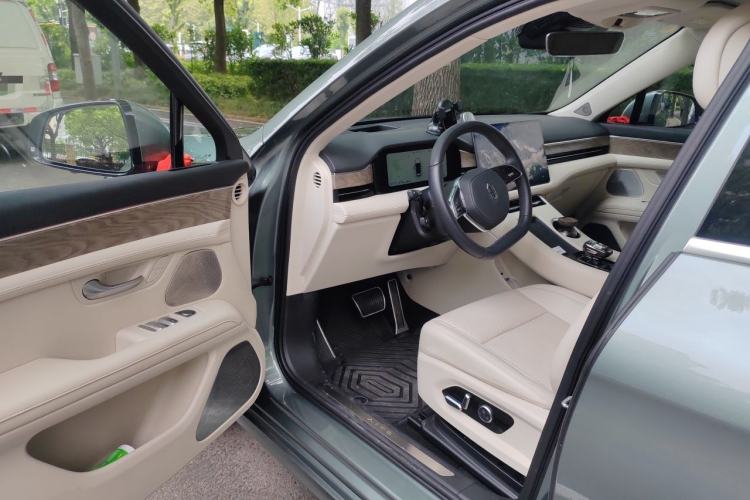 Used Hima AITO M5 2022 Extended-Range Four-Wheel Drive Flagship Edition Driver Seat