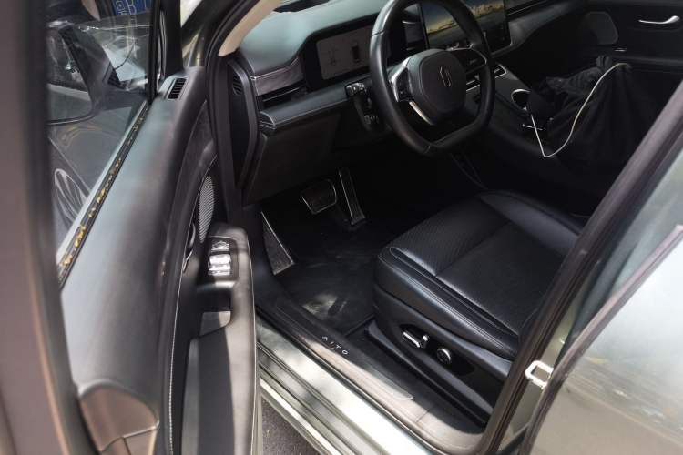 Used Hima AITO M5 2022 Extended-Range Four-Wheel Drive Flagship Edition Driver Seat