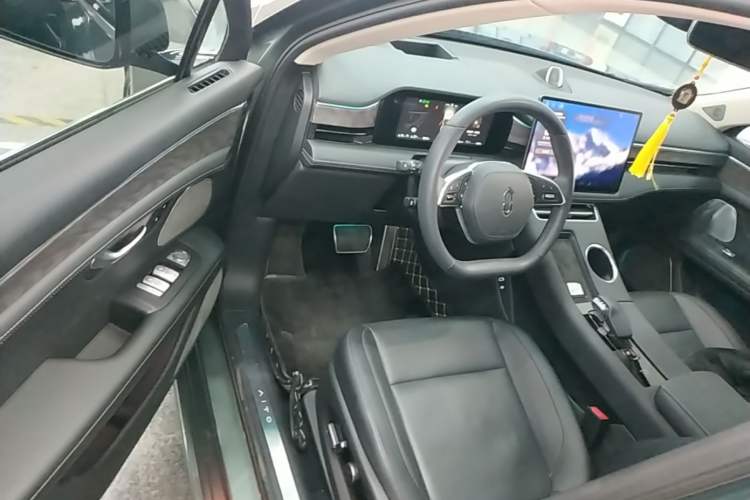 Used Hima AITO M5 2022 Extended-Range Four-Wheel Drive Performance Version Driver Seat