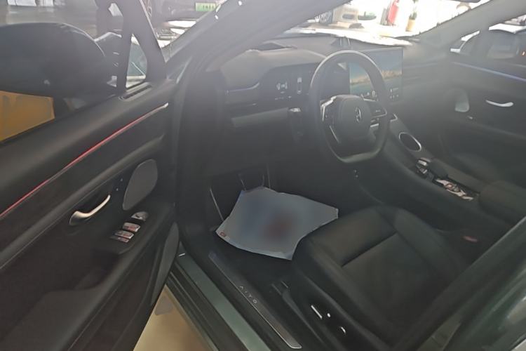 Used Hima AITO M5 2022 Extended-Range Four-Wheel Drive Performance Version Driver Seat