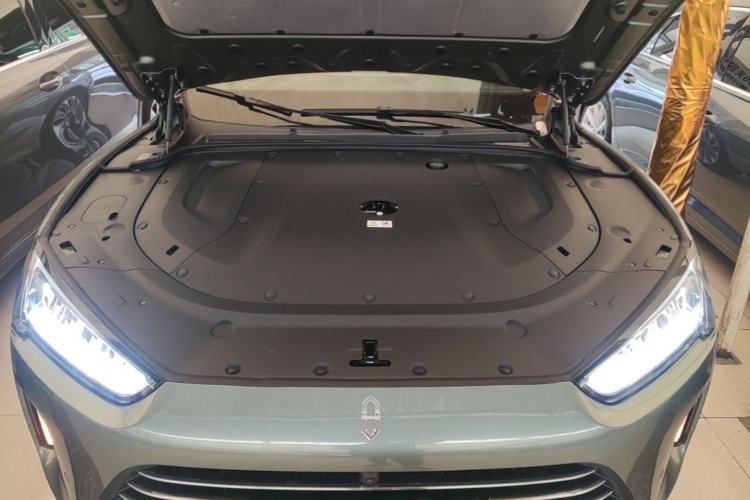 Used Hima AITO M5 2022 Extended-Range Four-Wheel Drive Ultimate Edition Engine Bay