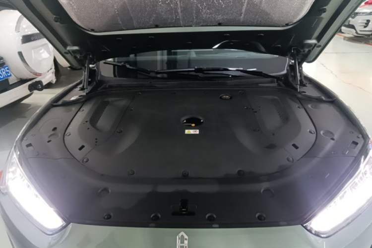 Used Hima AITO M5 2022 Extended-Range Four-Wheel Drive Ultimate Edition Engine Bay