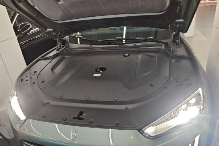 Used Hima AITO M5 2022 Extended-Range Four-Wheel Drive Flagship Edition Engine Bay