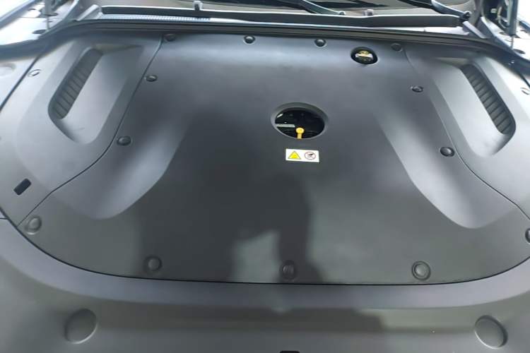 Used Hima AITO M5 2022 Range-Extended Rear-Drive Standard Version Engine Bay