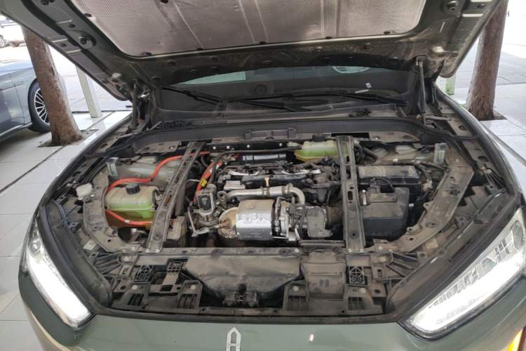 Used Hima AITO M5 2022 Extended-Range Four-Wheel Drive Performance Version Engine Bay