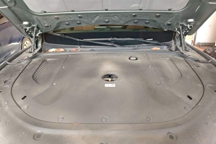 Used Hima AITO M5 2022 Extended-Range Four-Wheel Drive Performance Version Engine Bay
