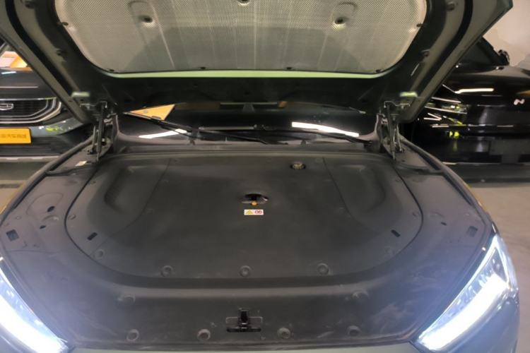 Used Hima AITO M5 2022 Range-Extended Rear-Drive Standard Version Engine Bay