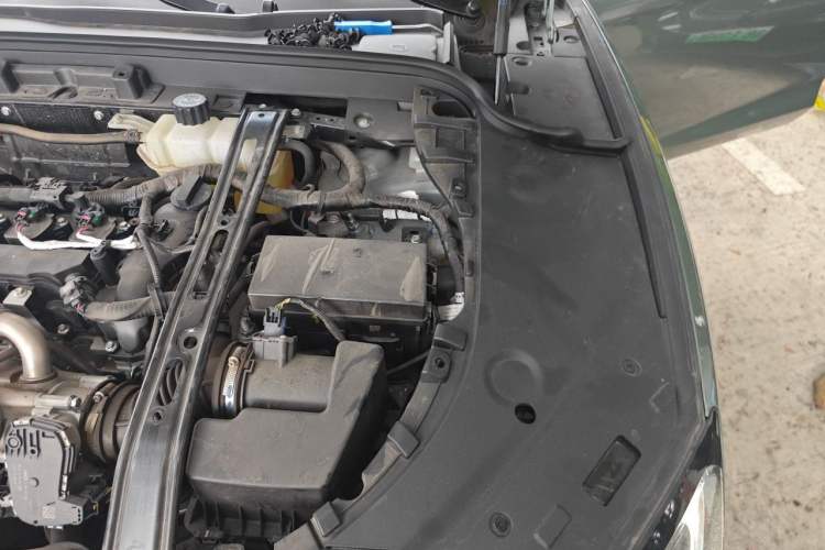 Used Hima AITO M5 2022 Range-Extended Rear-Drive Standard Version Engine Bay Left