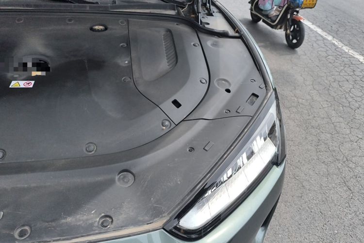 Used Hima AITO M5 2022 Extended-Range Four-Wheel Drive Ultimate Edition Engine Bay Left