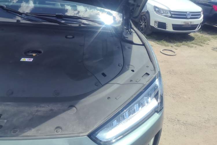 Used Hima AITO M5 2022 Extended-Range Four-Wheel Drive Ultimate Edition Engine Bay Left