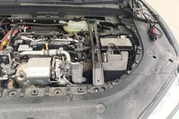 Used Hima AITO M5 2022 Extended-Range Four-Wheel Drive Ultimate Edition Engine Bay Left