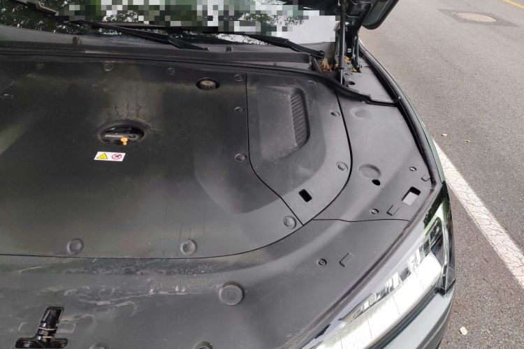 Used Hima AITO M5 2022 Extended-Range Four-Wheel Drive Flagship Edition Engine Bay Left