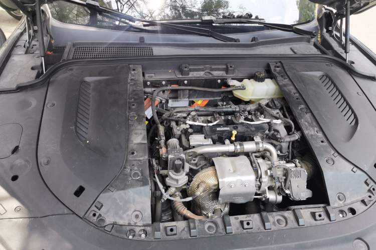 Used Hima AITO M5 2022 Extended-Range Four-Wheel Drive Flagship Edition Engine Bay