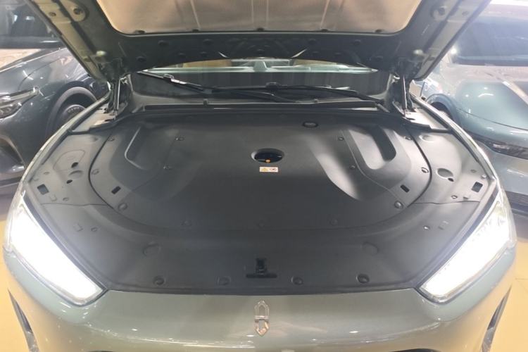 Used Hima AITO M5 2022 Extended-Range Four-Wheel Drive Performance Version Engine Bay