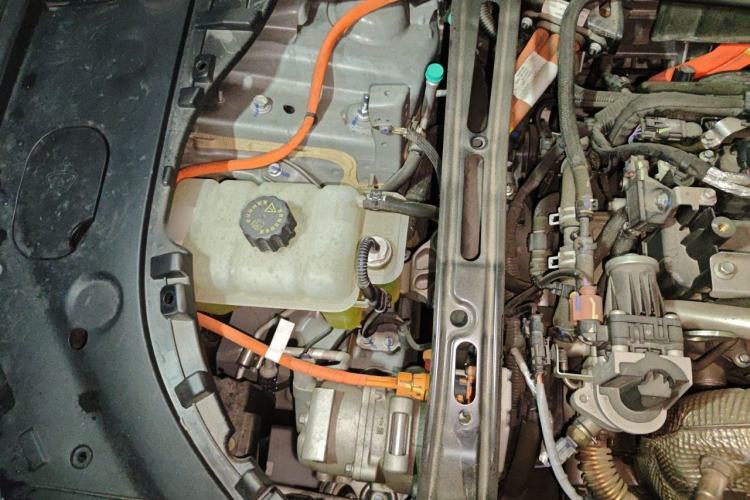 Used Hima AITO M5 2022 Extended-Range Four-Wheel Drive Ultimate Edition Engine Bay Right
