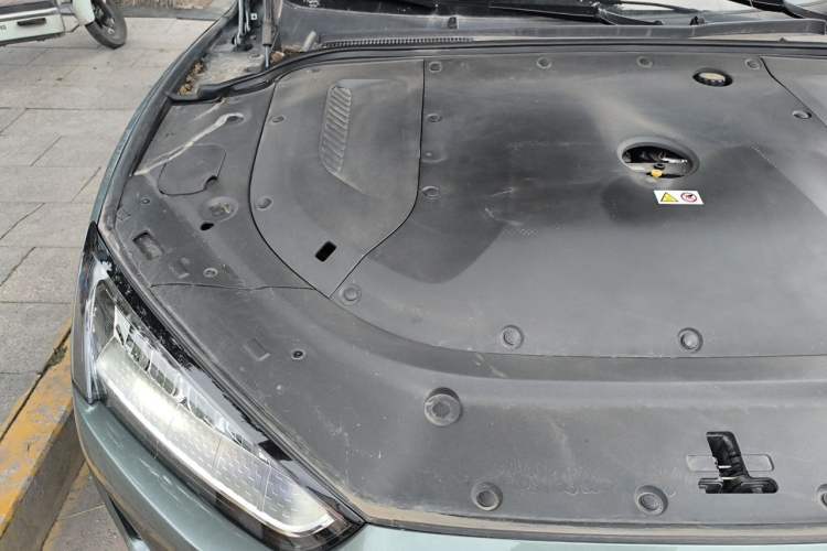Used Hima AITO M5 2022 Extended-Range Four-Wheel Drive Ultimate Edition Engine Bay Right