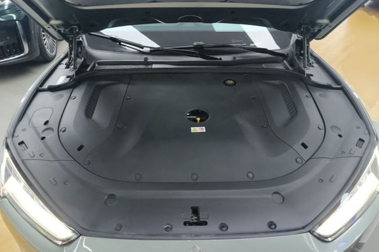 Used Hima AITO M5 2022 Extended-Range Four-Wheel Drive Ultimate Edition Engine Bay