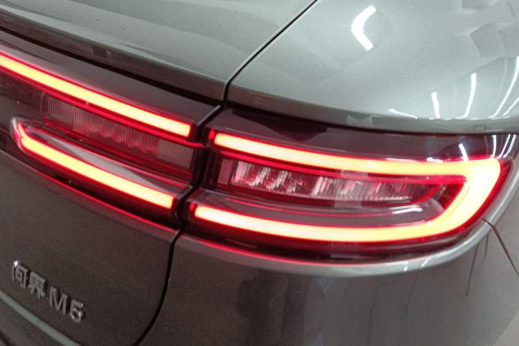 Used Hima AITO M5 2022 Extended-Range Four-Wheel Drive Ultimate Edition Exterior 3