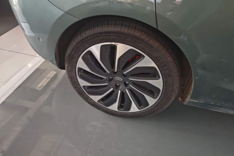 Used Hima AITO M5 2022 Extended-Range Four-Wheel Drive Ultimate Edition Exterior 5