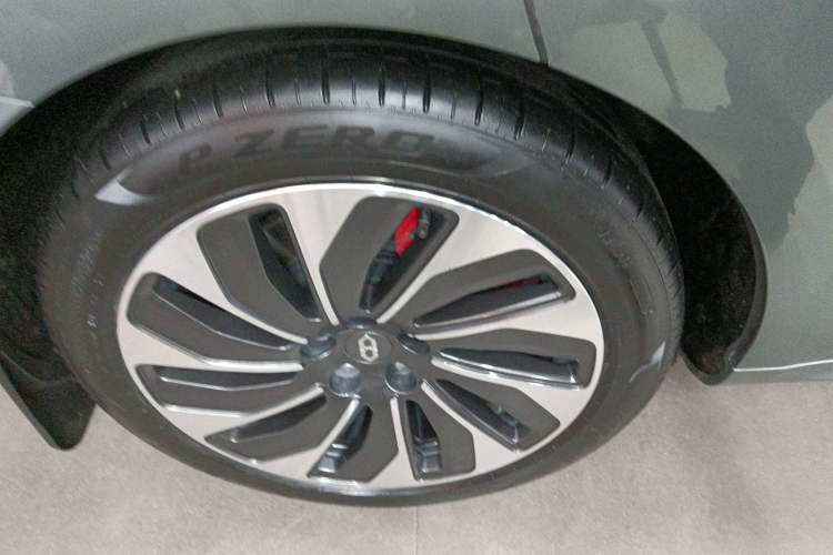 Used Hima AITO M5 2022 Extended-Range Four-Wheel Drive Ultimate Edition Exterior 5