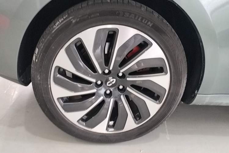 Used Hima AITO M5 2022 Extended-Range Four-Wheel Drive Ultimate Edition Exterior 5