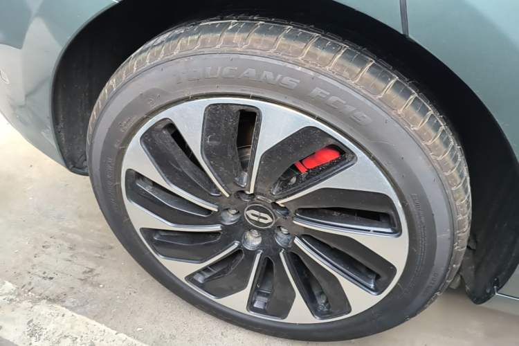 Used Hima AITO M5 2022 Extended-Range Four-Wheel Drive Ultimate Edition Exterior 5